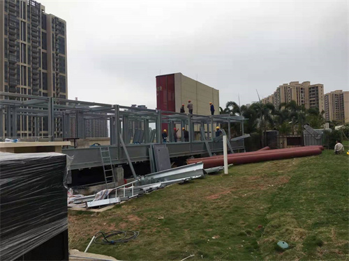 開(kāi)式冷卻塔運(yùn)行中出現(xiàn)白霧的原因(開(kāi)式冷卻塔一般能